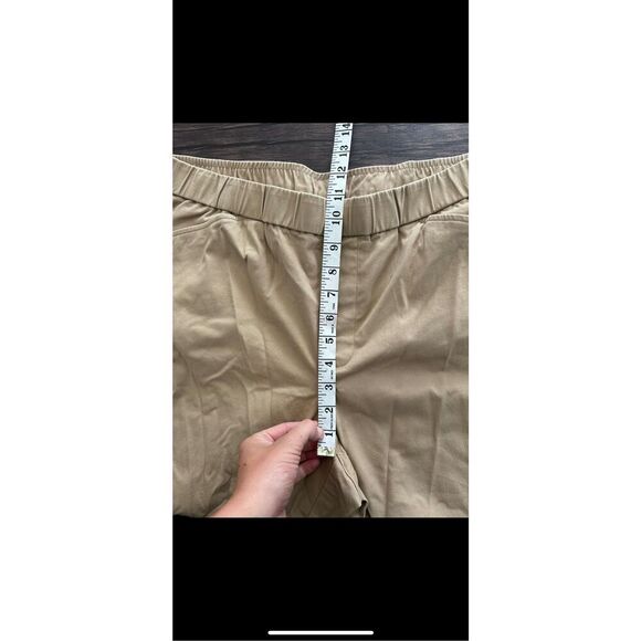 Lands’ End Khaki Tan Pull On Pants Size 8 Classic Neutral Minimalist Essential - Picture 10 of 15